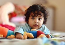 Compañeros de juegos en el crecimiento de los niños peluches para bebes